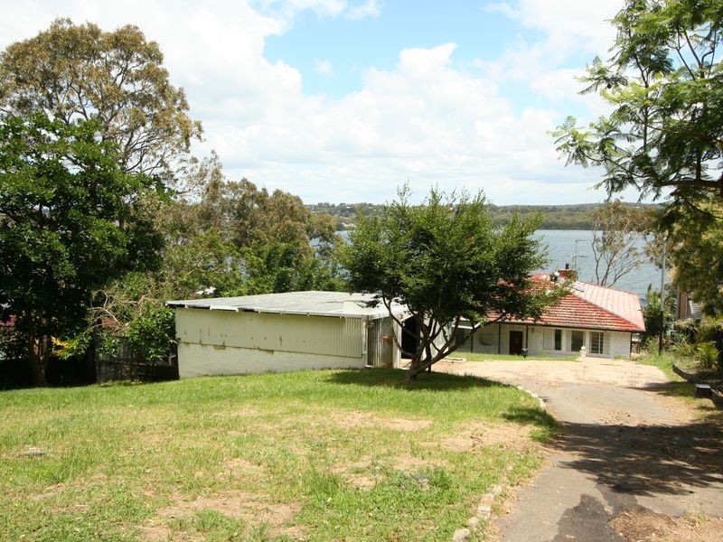 23 Coal Point Road, Coal Point NSW 2283
