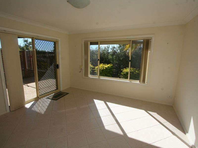 2/42 Northminster Way, Rathmines NSW 2283