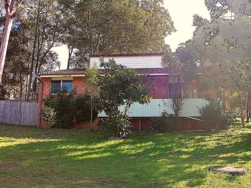 10 Threlkeld Drive, Bolton Point NSW 2283