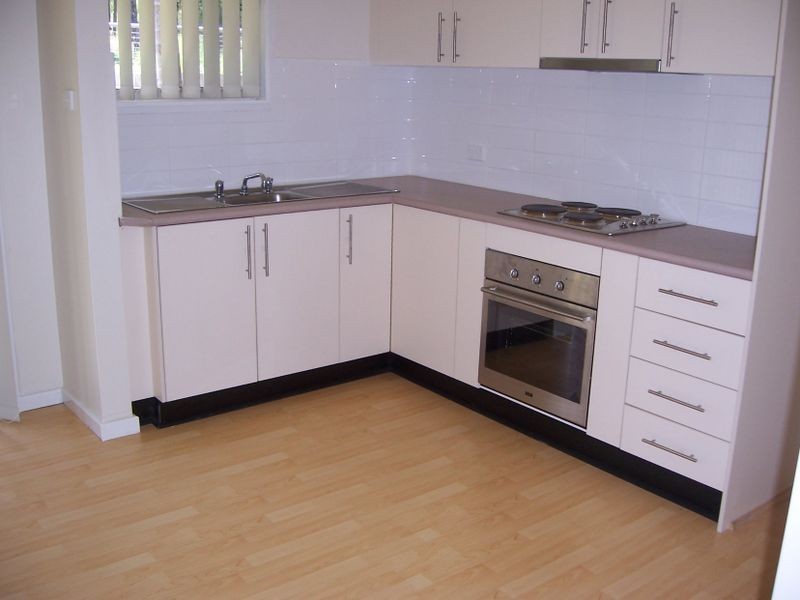 19 Threlkeld Drive, Bolton Point NSW 2283