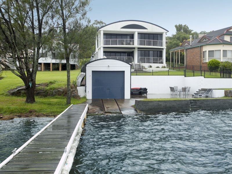 Fishing Point NSW 2283