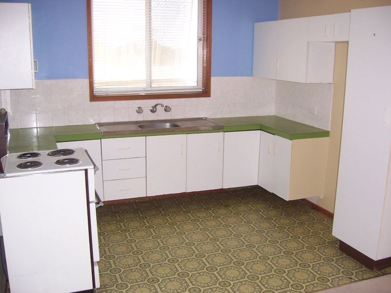 102 Fishing Point Road, Fishing Point NSW 2283