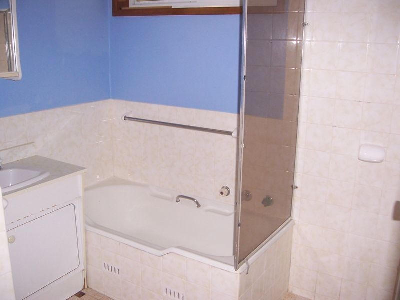 102 Fishing Point Road, Fishing Point NSW 2283