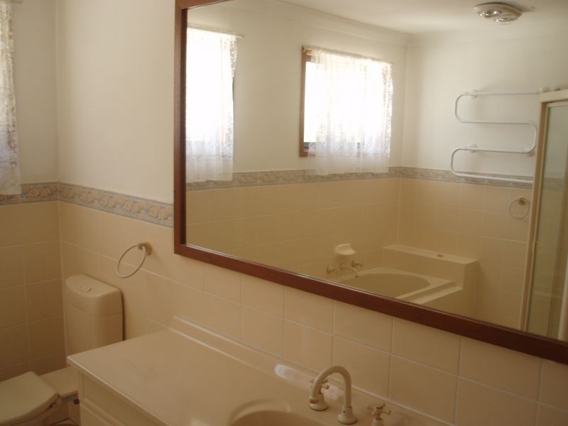 52 Alkrington Avenue, Fishing Point NSW 2283