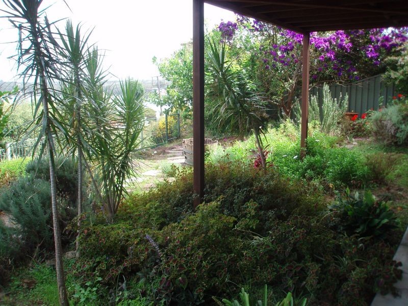 52 Alkrington Avenue, Fishing Point NSW 2283