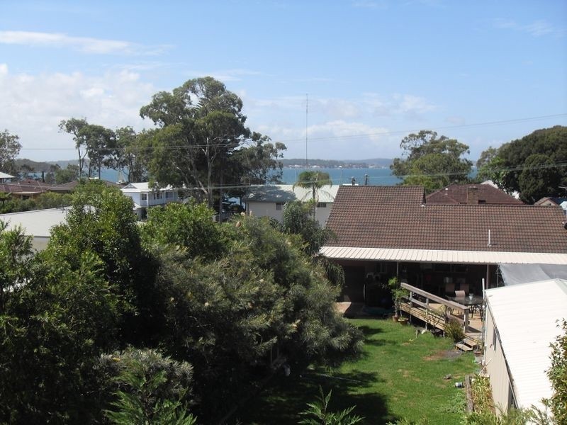2/118a Watkins Road, Wangi Wangi NSW 2267
