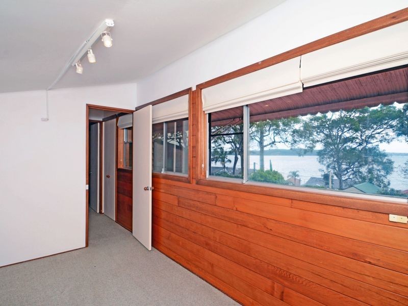 344 Skye Point Road, Coal Point NSW 2283