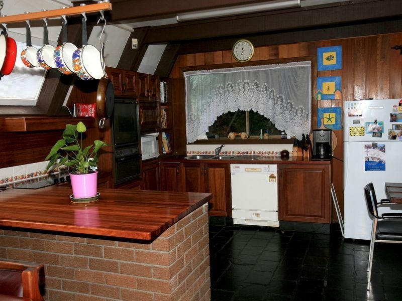 27 Beach Road, Wangi Wangi NSW 2267