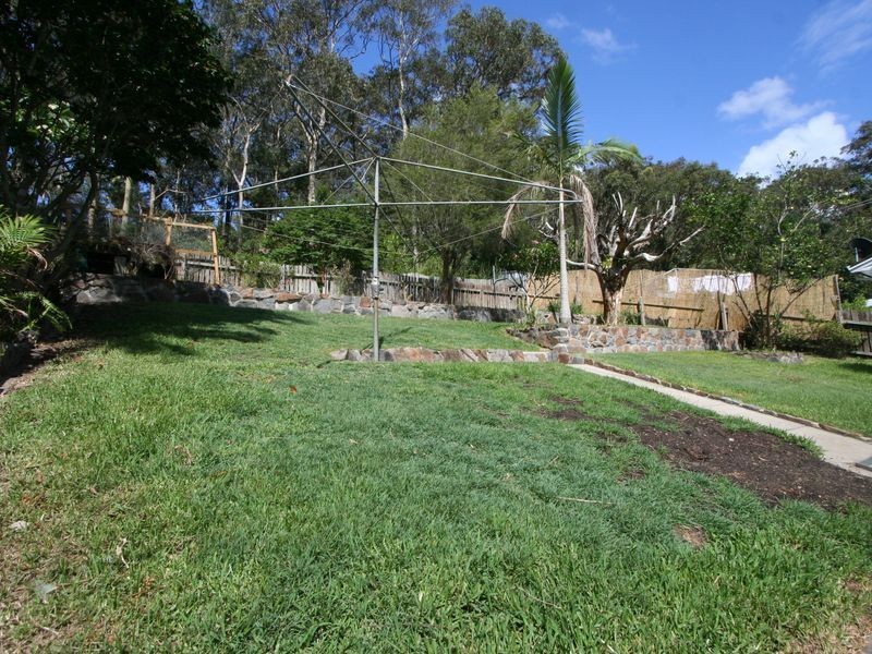 8 Amelia Street, Carey Bay NSW 2283