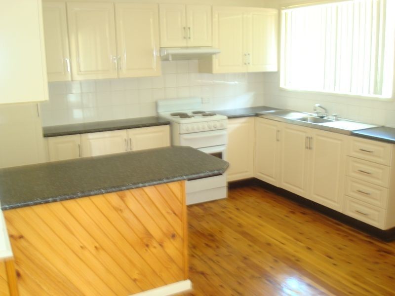 36 Willai Street, Bolton Point NSW 2283