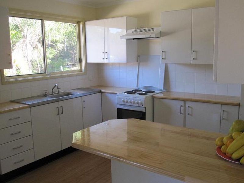 37 Willai Street, Bolton Point NSW 2283