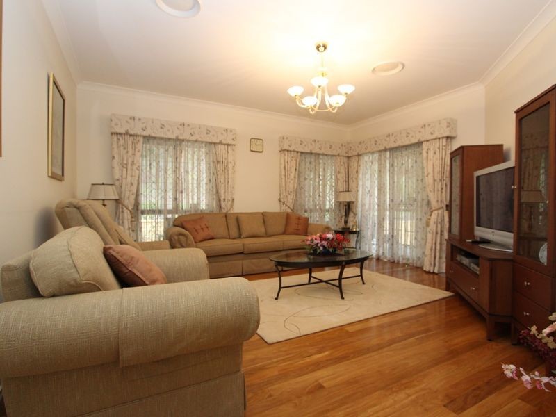 16 Magnolia Court, Toronto NSW 2283