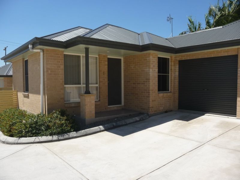 2/60 Thorne Street, Toronto NSW 2283