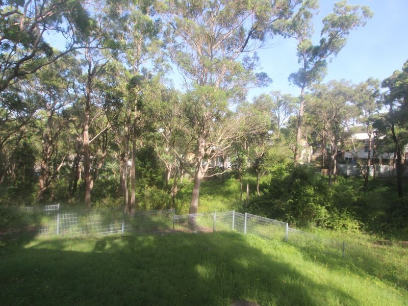137 The Ridgeway, Bolton Point NSW 2283