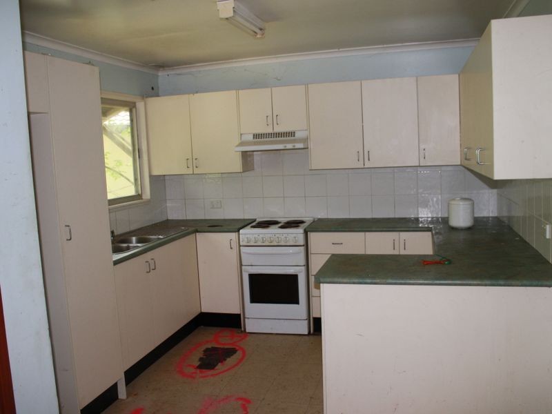 18 Bulkirra Place, Bolton Point NSW 2283