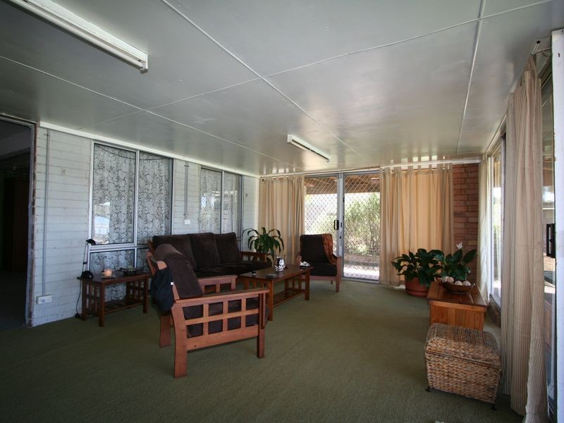 30 Edward Street, Fennell Bay NSW 2283