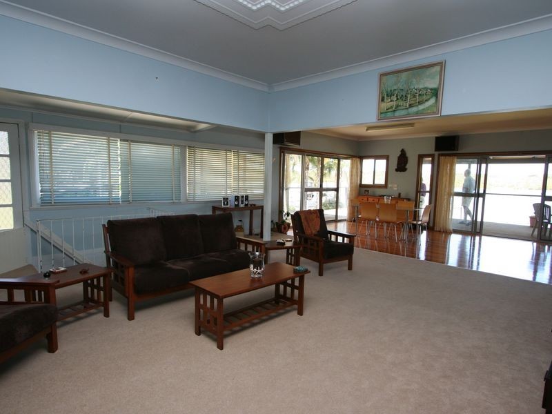 30 Edward Street, Fennell Bay NSW 2283