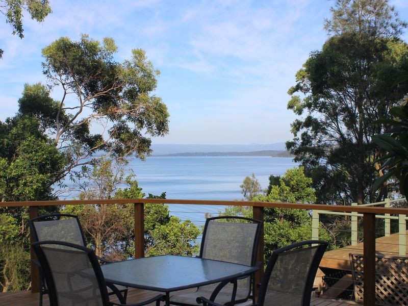 352 Dobell Drive, Wangi Wangi NSW 2267