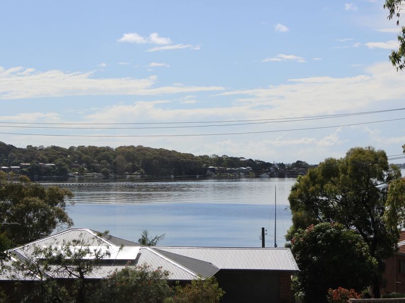 72 Fishing Point Road, Fishing Point NSW 2283