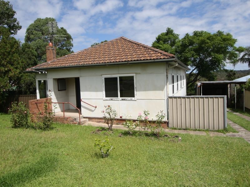 14 Edward Street, Fennell Bay NSW 2283