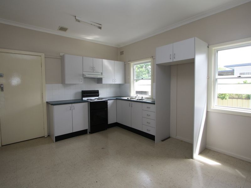 14 Edward Street, Fennell Bay NSW 2283