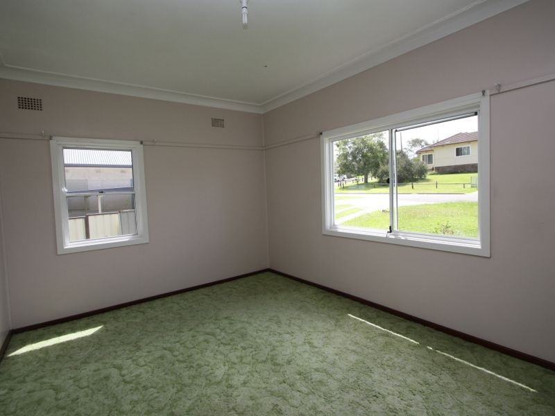 14 Edward Street, Fennell Bay NSW 2283