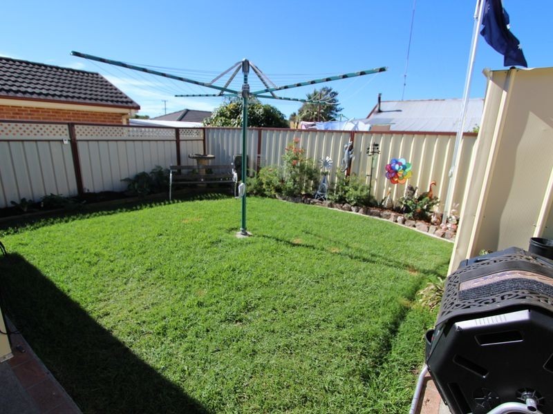 3/4 Bonarius Street, Edgeworth NSW 2285