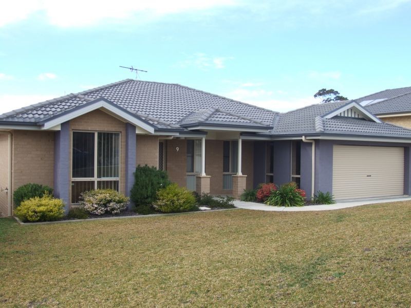 9 Cuffley Street, Buttaba NSW 2283