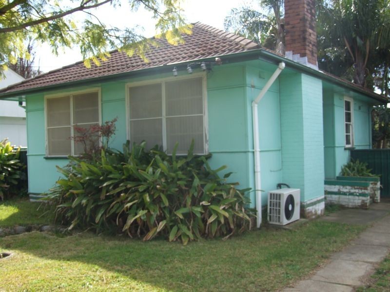 8 Sunderland Street, Toronto NSW 2283
