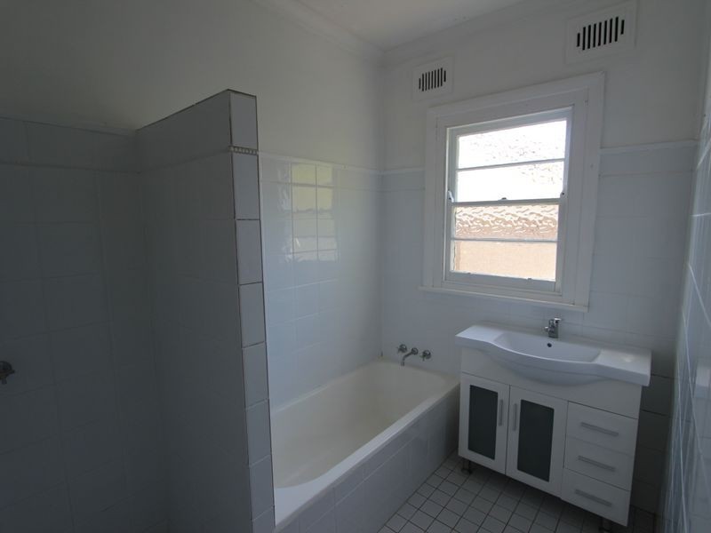176 Excelsior Parade, Toronto NSW 2283