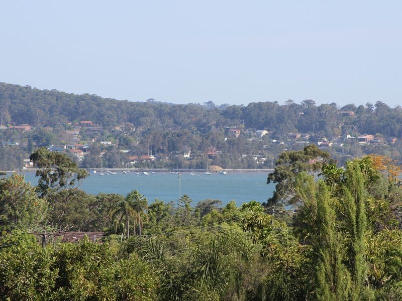 32 Chelston Street, Warners Bay NSW 2282