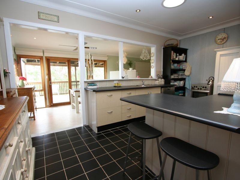 18 Sandra Street, Fennell Bay NSW 2283