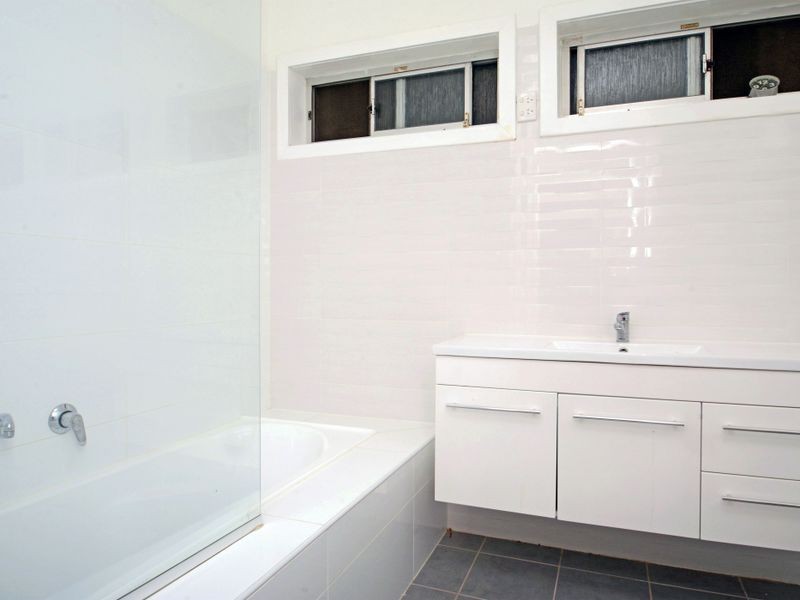 226 Coal Point Road, Coal Point NSW 2283