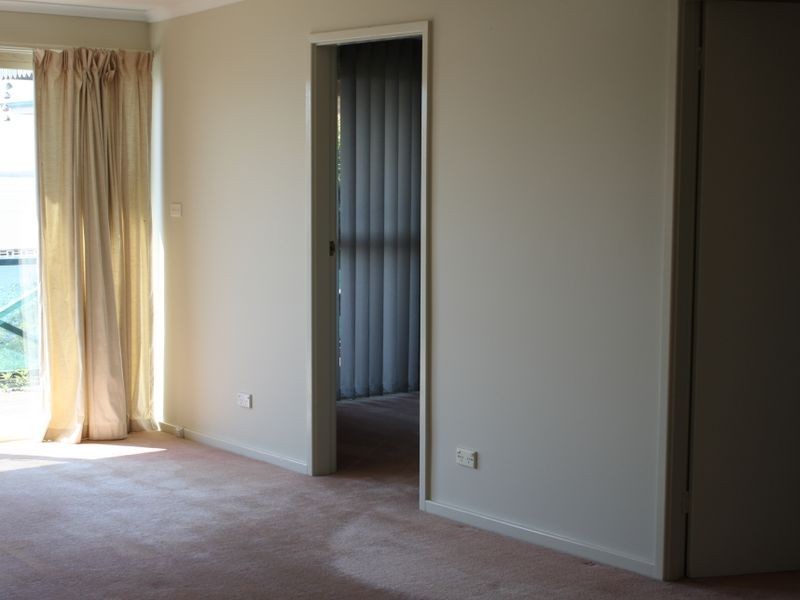 16 The Circlet, Rathmines NSW 2283