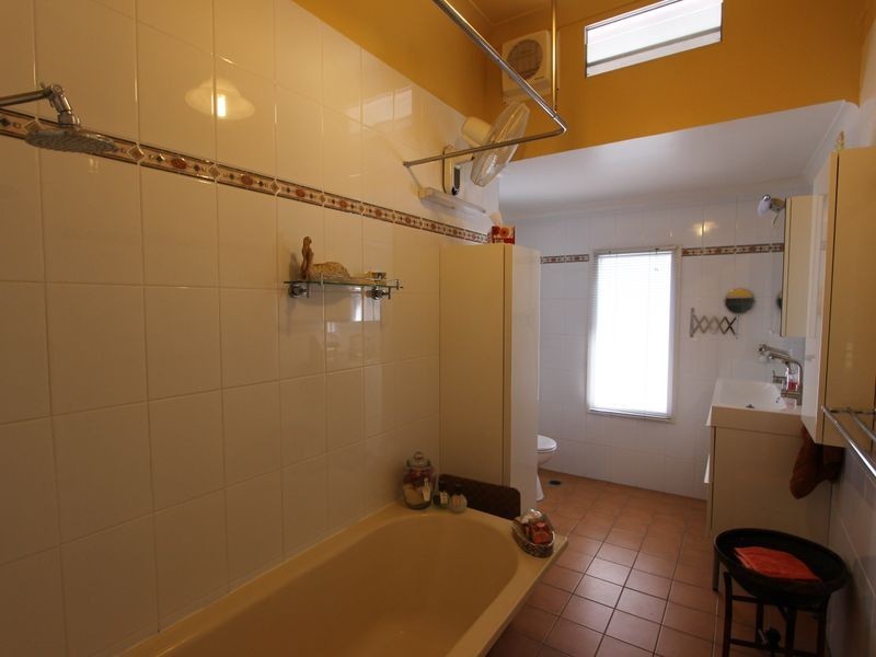 12 Renwick Street, Toronto NSW 2283