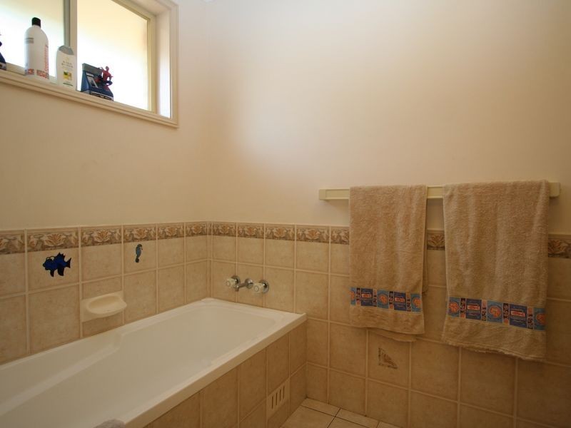 6 Silvereye Close, Bonnells Bay NSW 2264