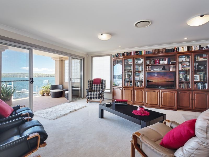 6/156 Kilaben Road, Kilaben Bay NSW 2283