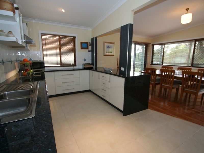 14 Rofe Street, Coal Point NSW 2283
