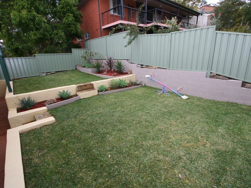 14 Rofe Street, Coal Point NSW 2283