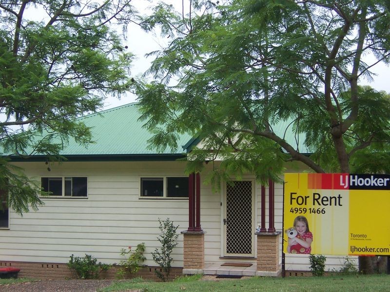 70 Alkring Avenue, Fishing Point NSW 2283