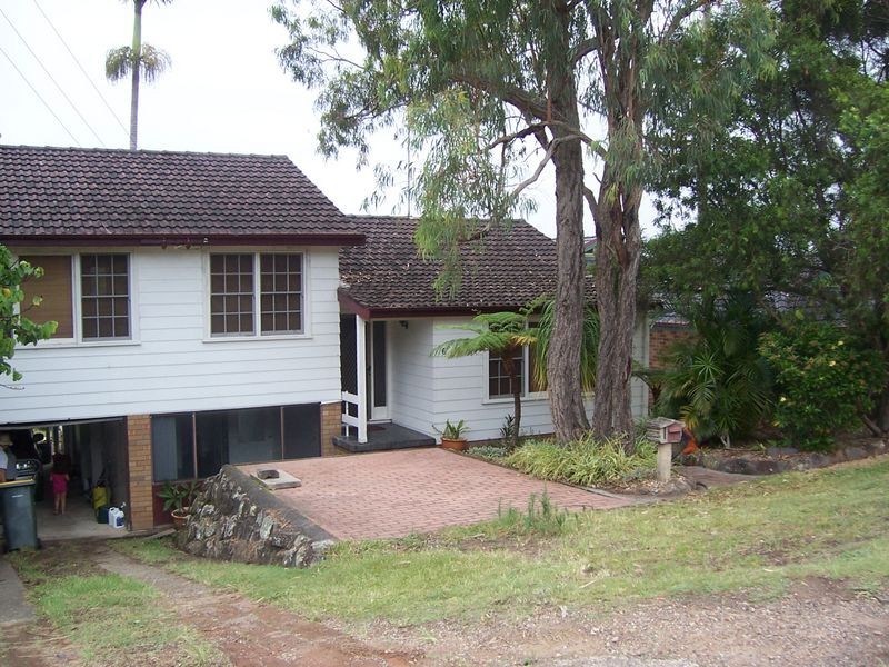 6 Carlisle Row, Fishing Point NSW 2283
