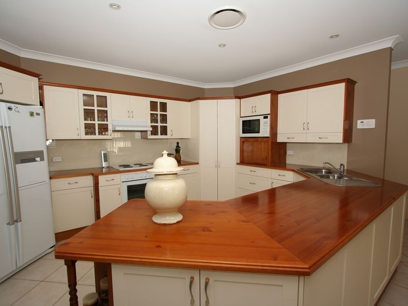 27 Fennell Street, Fassifern NSW 2283