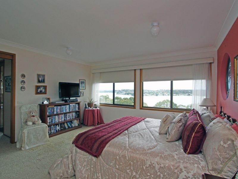 58 Sunlight Parade, Fishing Point NSW 2283