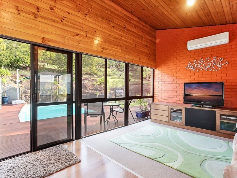 136 Fishing Point Road, Fishing Point NSW 2283