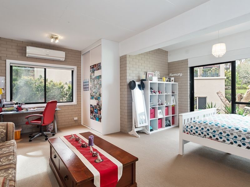 136 Fishing Point Road, Fishing Point NSW 2283