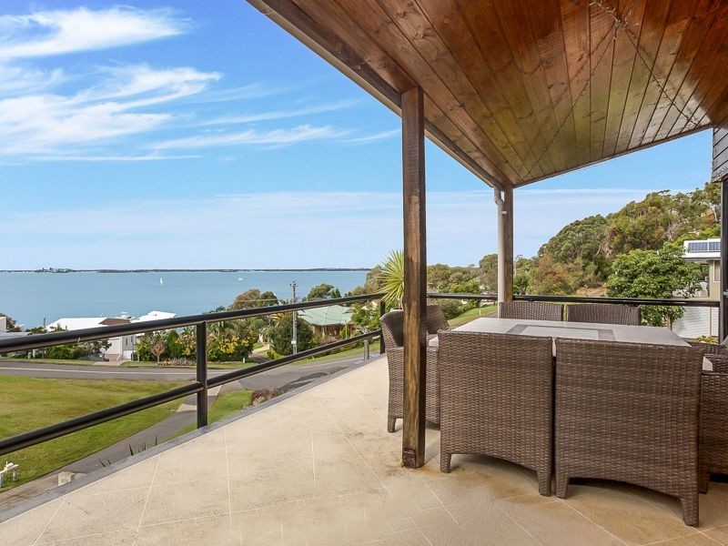 136 Fishing Point Road, Fishing Point NSW 2283
