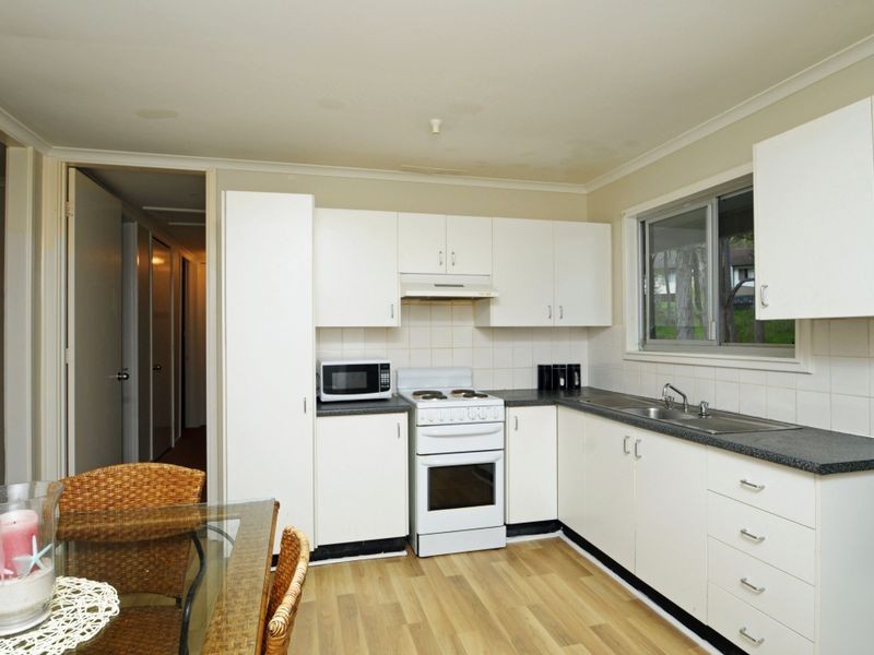 11 Koiyong Place, Bolton Point NSW 2283