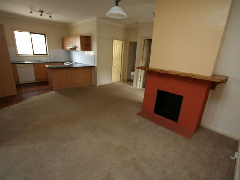 18 Lovell Street, Cardiff NSW 2285