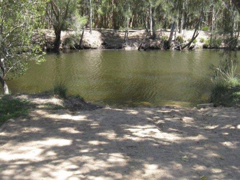 193 Freemans Drive, Morisset NSW 2264