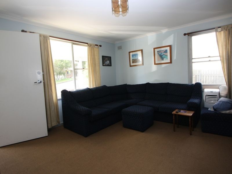 9 Bulkirra Place, Bolton Point NSW 2283